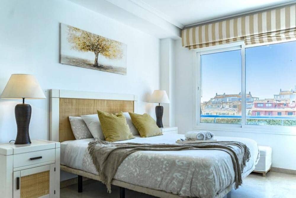 4 soveværelse Byhus til salg i Bel-Air med swimmingpool garage - € 590.000 (Ref: 9875611)