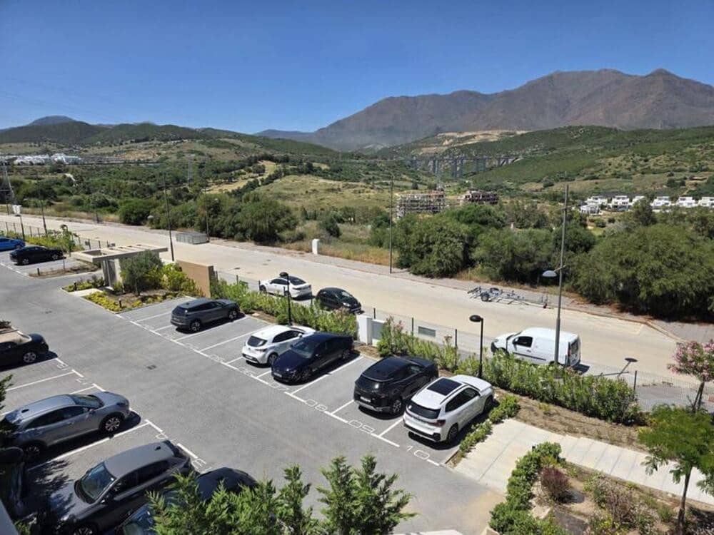 2 chambre Appartement à vendre à Estepona avec piscine garage - 593 000 € (Ref: 9875614)