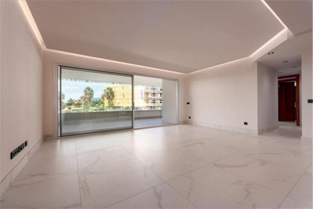 3 camera da letto Appartamento da affittare in San Pedro de Alcantara con piscina garage - 3.950 € (Rif: 9875617)