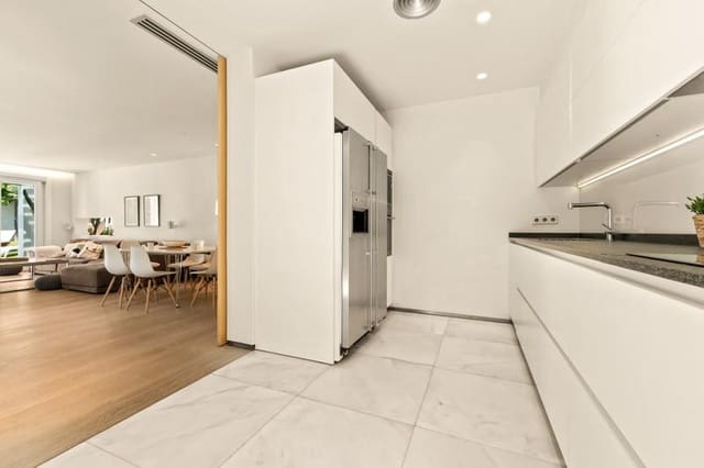 4 soveværelse Villa til leje i Guadalmina Alta, Marbella med swimmingpool garage - € 8.000 (Ref: 9877799)