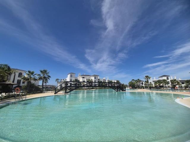 2 sypialnia Apartament do wynajęcia w Altos de Estepona, Estepona z basenem garażem - 2 950 € (Ref: 9877801)