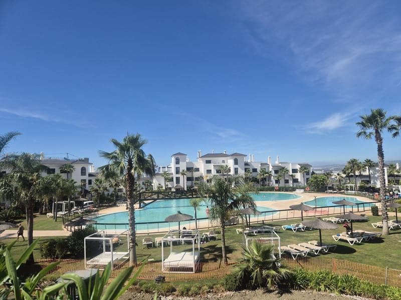 2 sypialnia Apartament do wynajęcia w Estepona z basenem garażem - 2 950 € (Ref: 9877801)