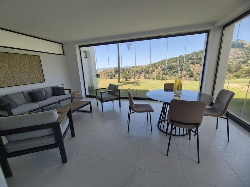 2 sypialnia Apartament do wynajęcia w Estepona z basenem garażem - 2 950 € (Ref: 9877801)