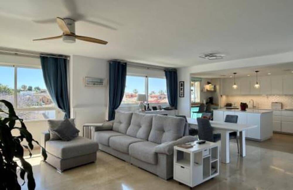 3 soveværelse Penthouse til salg i Guadalmina med swimmingpool garage - € 595.000 (Ref: 9877802)