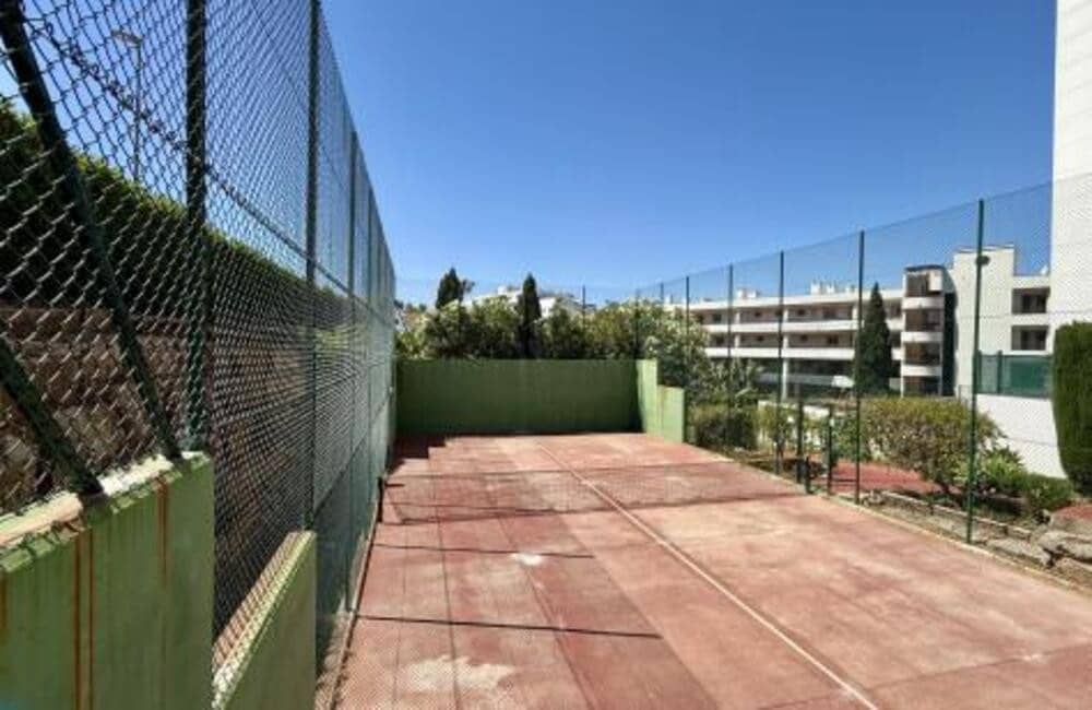 3 soveværelse Penthouse til salg i Guadalmina med swimmingpool garage - € 595.000 (Ref: 9877802)