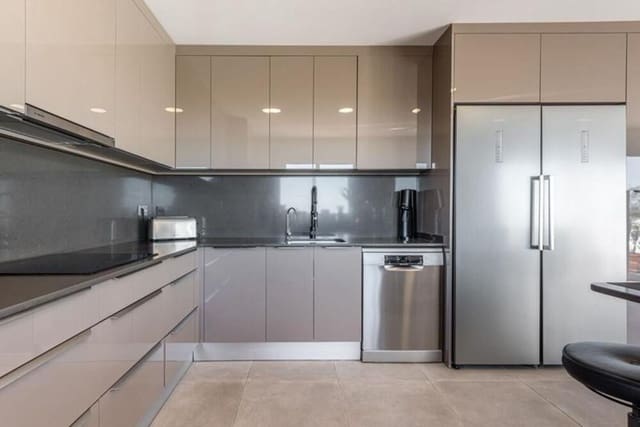 2 chambre Penthouse à vendre à Los Arqueros, Benahavís avec piscine garage - 499 000 € (Ref: 9877806)