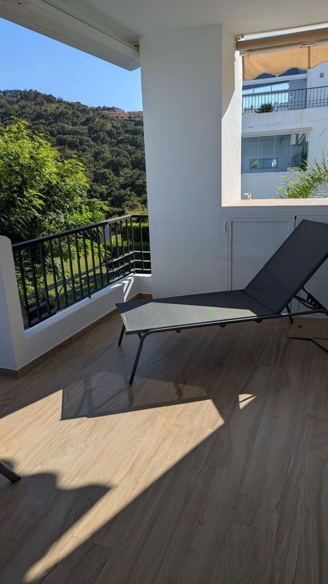 2 soverom Leilighet til leie i Marbella med svømmebasseng garasje - € 1 750 (Ref: 9877807)