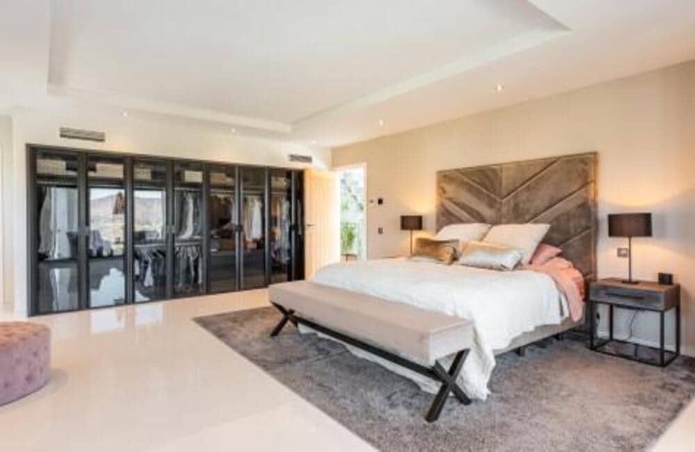 4 soverom Villa til salgs i Mijas Costa med svømmebasseng garasje - € 2 395 000 (Ref: 9880511)