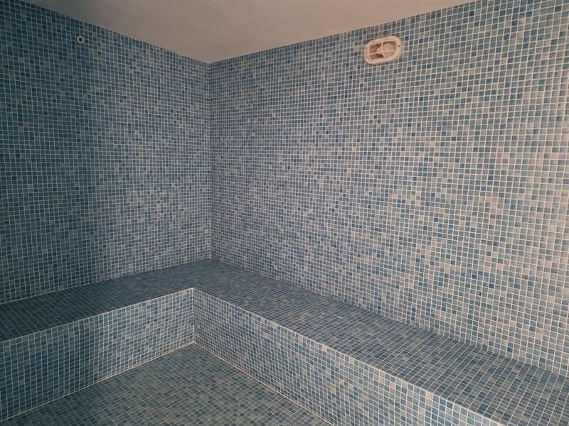 2 bedroom Apartment for rent in Mijas Costa with pool garage - € 2,500 (Ref: 9880512)