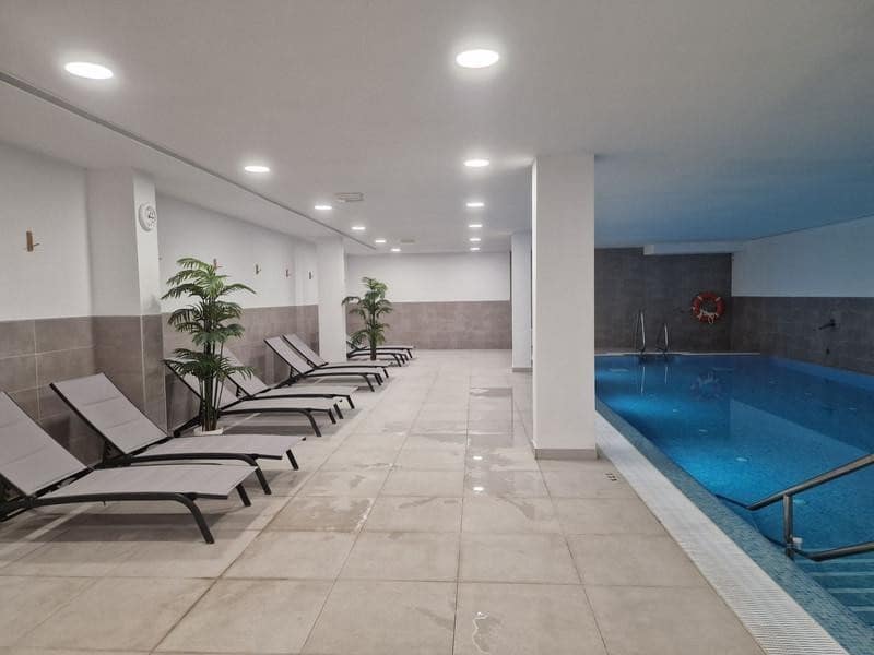 2 bedroom Apartment for rent in Mijas Costa with pool garage - € 2,500 (Ref: 9880512)