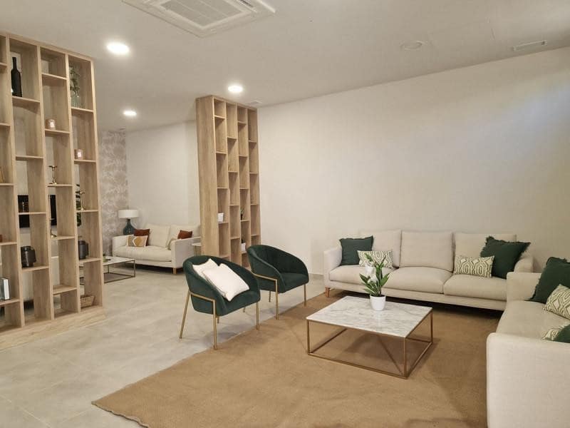 2 bedroom Apartment for rent in Mijas Costa with pool garage - € 2,500 (Ref: 9880512)