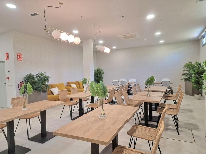 2 bedroom Apartment for rent in Mijas Costa with pool garage - € 2,500 (Ref: 9880512)