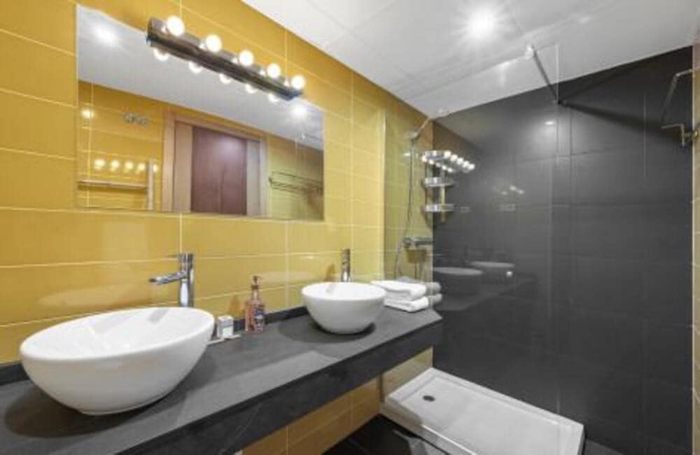 2 sypialnia Penthouse na sprzedaż w Riviera del Sol z basenem garażem - 375 000 € (Ref: 9880513)