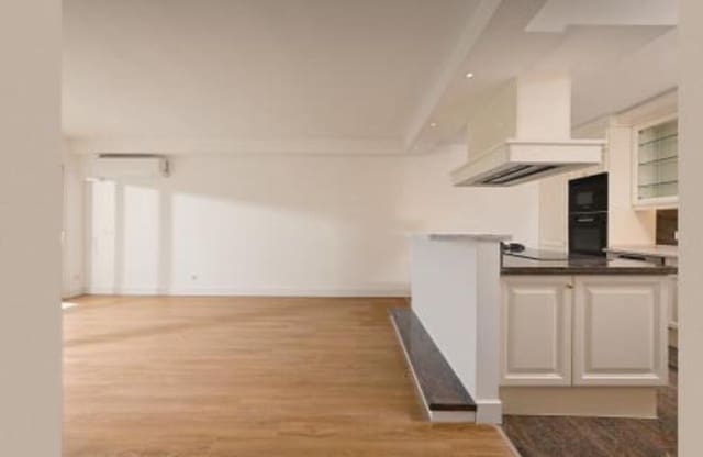 2 sovrum Lägenhet till salu i Atalaya-Isdabe, Estepona med pool garage - 379 000 € (Ref: 9880515)