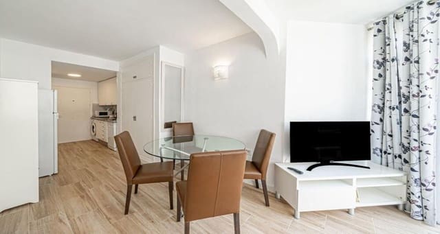 Apartamento de 1 habitación en Playa Bajadilla - Puertos, Marbella en alquiler - 1.650 € (Ref: 9883925)