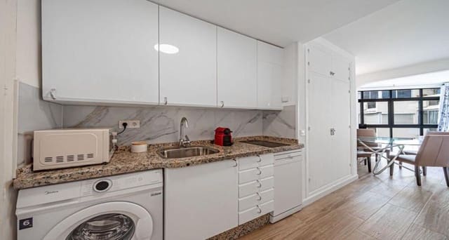 Apartamento de 1 habitación en Playa Bajadilla - Puertos, Marbella en alquiler - 1.650 € (Ref: 9883925)