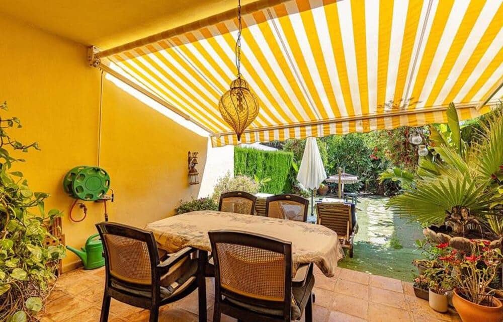 2 soveværelse Byhus til salg i Torrequebrada med swimmingpool garage - € 435.000 (Ref: 9883927)