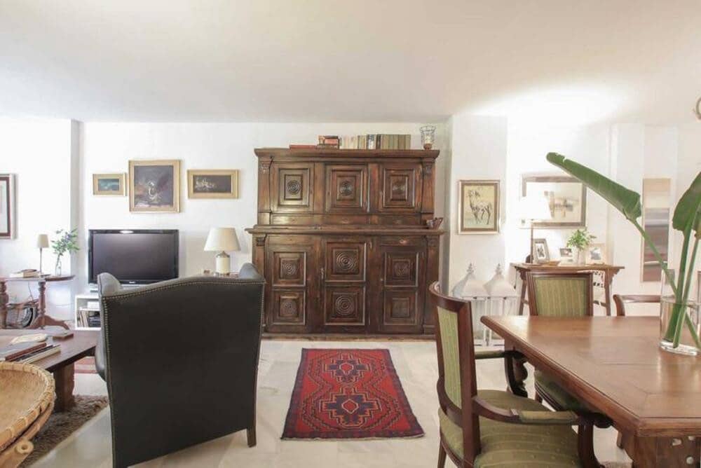 2 soverom Leilighet til salgs i Marbella med svømmebasseng garasje - € 580 000 (Ref: 9883928)
