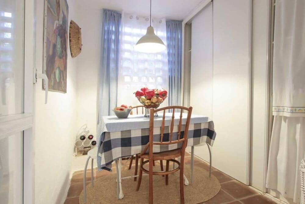 2 soverom Leilighet til salgs i Marbella med svømmebasseng garasje - € 580 000 (Ref: 9883928)