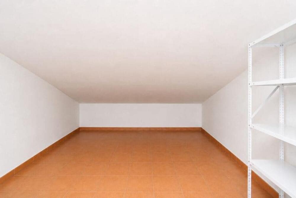 4 slaapkamer Halfvrijstaande villa te koop in San Pedro de Alcantara met garage - € 695.000 (Ref: 9883929)