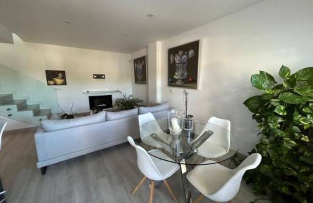 3 quarto Penthouse para venda em Golden Mile com piscina garagem - 675 000 € (Ref: 9883931)