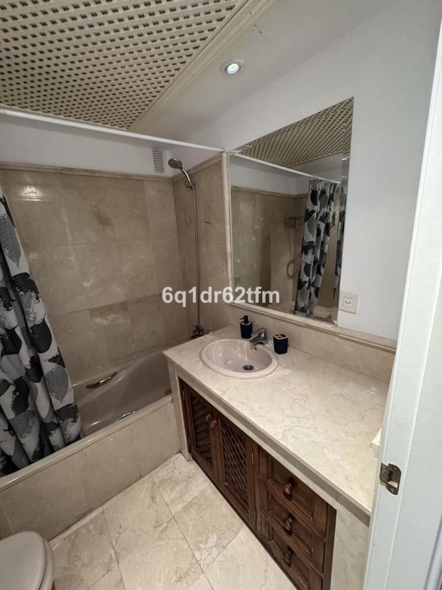 2 camera da letto Appartamento da affittare in San Pedro de Alcantara con piscina garage - 2.100 € (Rif: 9883933)