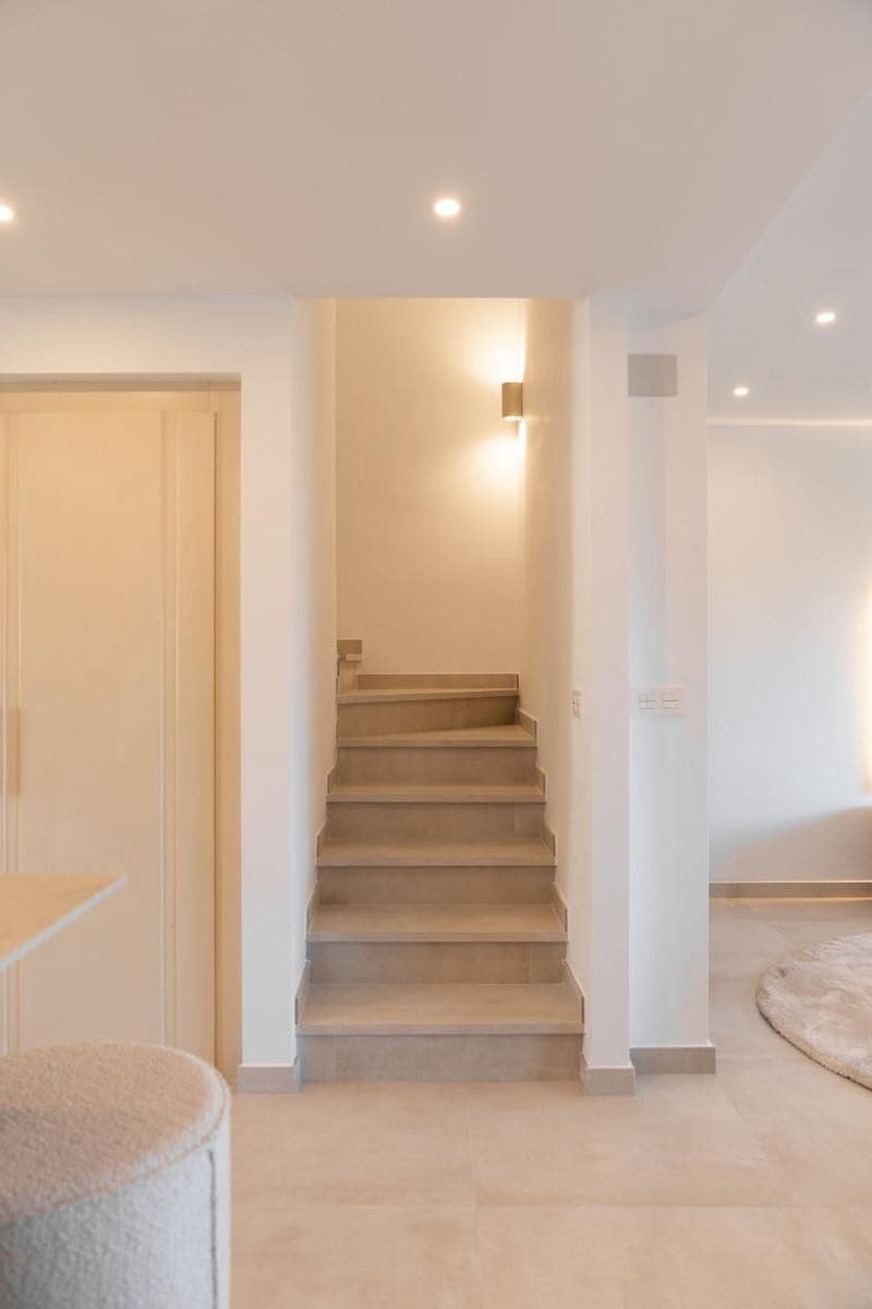 3 bedroom Townhouse for holiday rental in Marbella with pool garage - € 5,000 (Ref: 9883935)