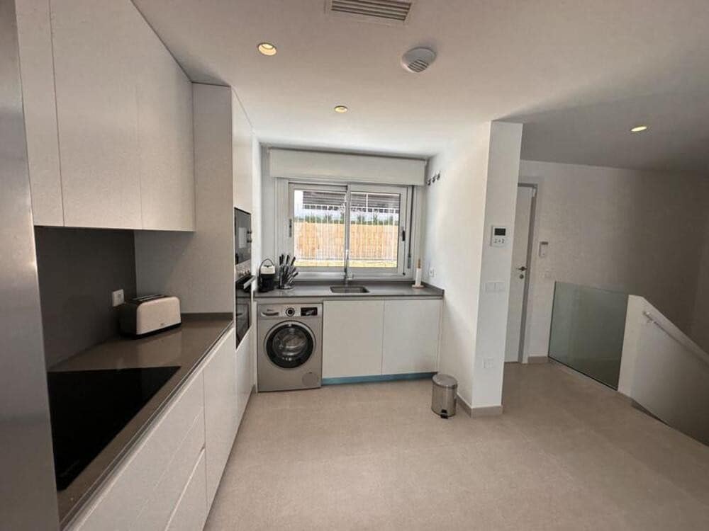 3 camera da letto Appartamento da affittare in Cancelada con piscina garage - 2.300 € (Rif: 9883936)