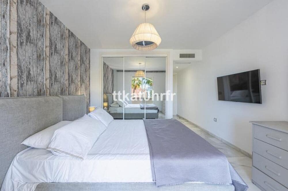 2 makuuhuone Huoneisto lomavuokrausta paikassa Marbella mukana uima-altaan 
autotalli - 2 450 € (Ref: 9889665)