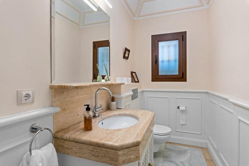 6 sypialnia Willa do wynajęcia w Marbella z basenem garażem - 14 000 € (Ref: 9889669)