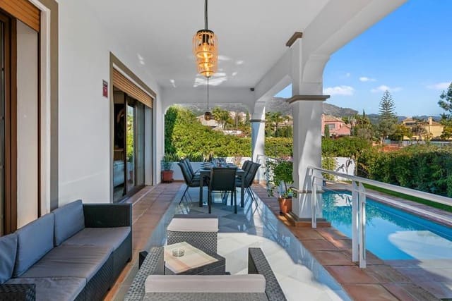 6 sypialnia Willa do wynajęcia w La Merced, Marbella z basenem garażem - 14 000 € (Ref: 9889669)