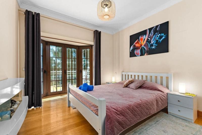 6 sypialnia Willa do wynajęcia w Marbella z basenem garażem - 14 000 € (Ref: 9889669)