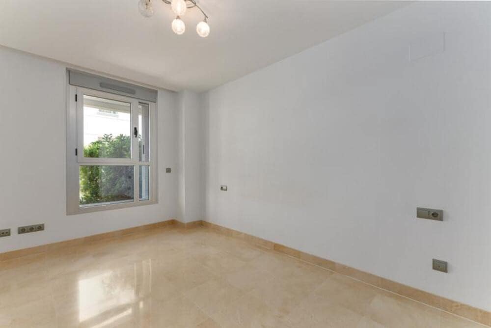 1 bedroom Apartment for rent in San Pedro de Alcantara with pool garage - € 1,580 (Ref: 9891522)
