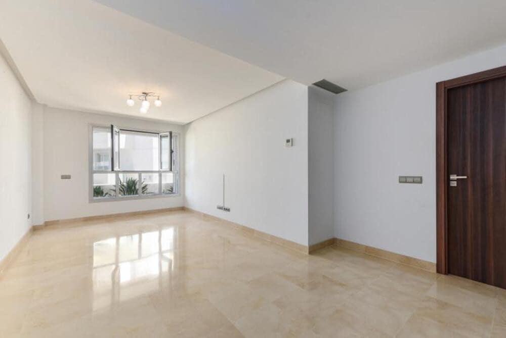 1 bedroom Apartment for rent in San Pedro de Alcantara with pool garage - € 1,580 (Ref: 9891522)