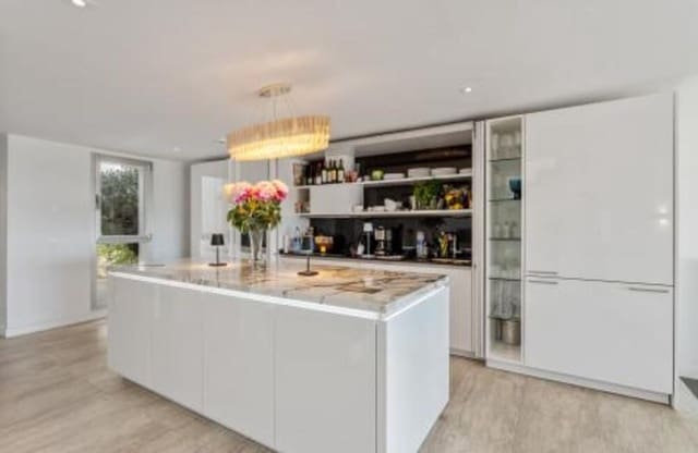 3 sovrum Hus att hyra i Sierra Blanca, Marbella med pool garage - 13 000 € (Ref: 9891523)