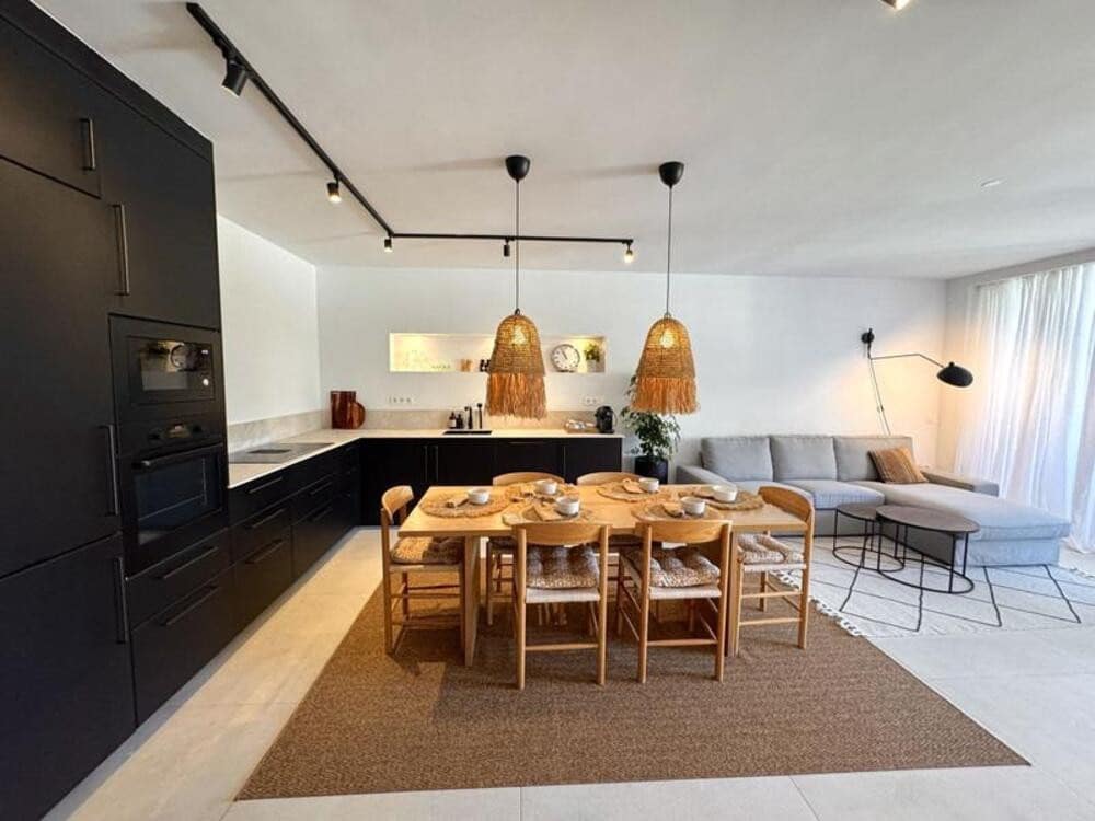 3 Zimmer Apartment zu vermieten in La Quinta mit Pool Garage - 5.000 € (Ref: 9891525)