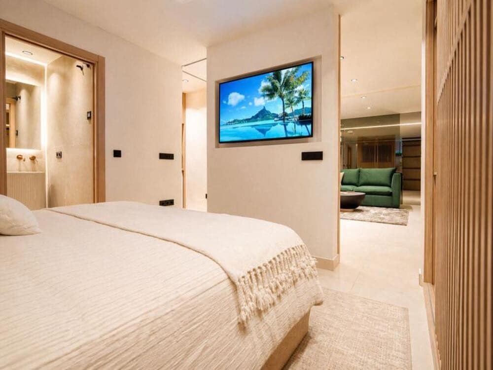 3 sypialnia Dom do wynajęcia w Marbella z basenem garażem - 16 000 € (Ref: 9893621)