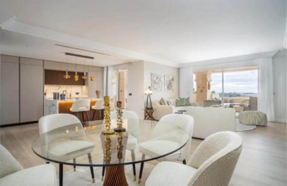 4 slaapkamer Penthouse te koop in Marbella met zwembad garage - € 2.495.000 (Ref: 9893622)