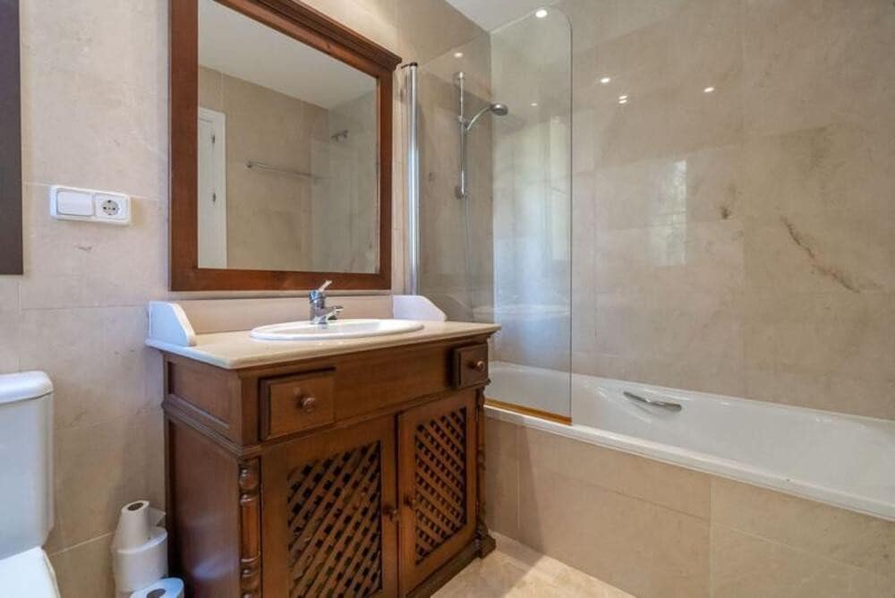 Apartamento de 3 habitaciones en Los Arqueros en venta con piscina garaje - 560.000 € (Ref: 9893624)