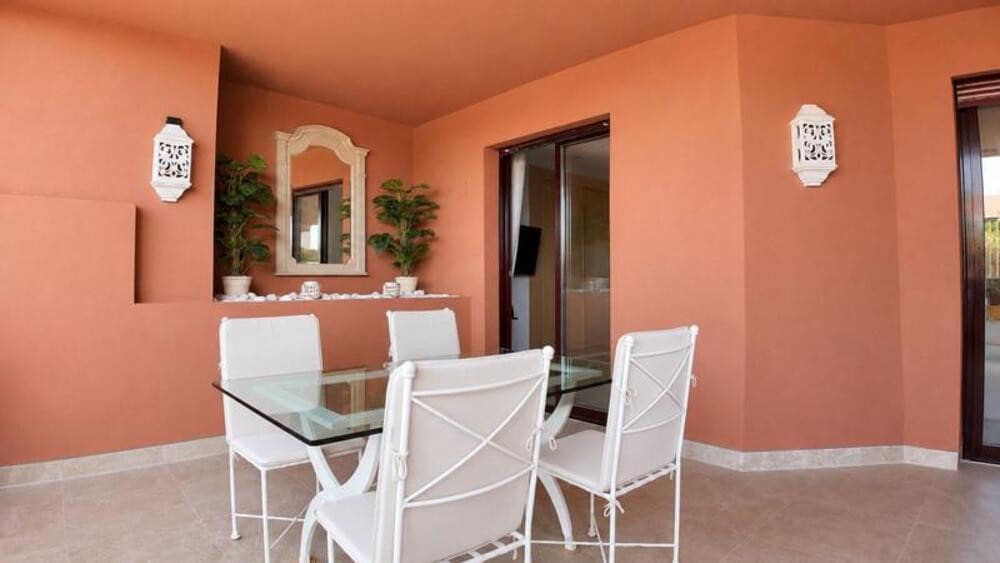 3 quarto Apartamento para arrendar em Guadalmansa com piscina garagem - 3 500 € (Ref: 9893628)