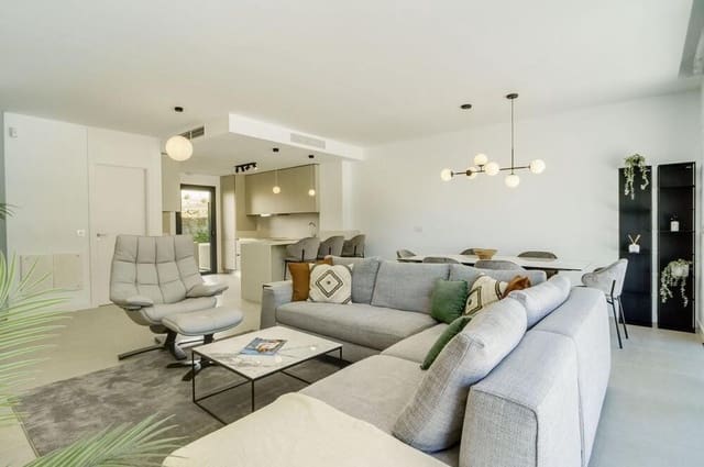 3 bedroom Semi-detached Villa for sale in Saladillo-Benamara, Estepona with pool garage - € 769,000 (Ref: 9895681)