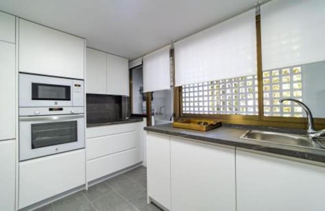 2 bedroom Apartment for rent in Puerto Banus, Marbella with pool garage - € 5,000 (Ref: 9895682)
