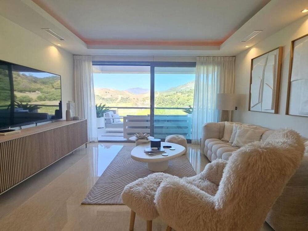 3 Zimmer Apartment zu verkaufen in Benahavis mit Pool Garage - 825.000 € (Ref: 9895683)