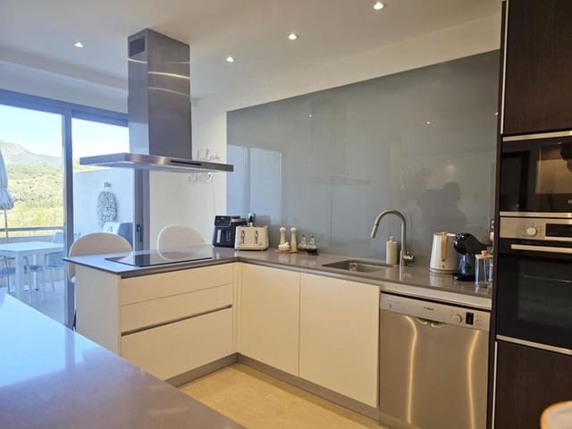 3 Zimmer Apartment zu verkaufen in Los Arqueros - Puerto del Almendro, Benahavís mit Pool Garage - 825.000 € (Ref: 9895683)