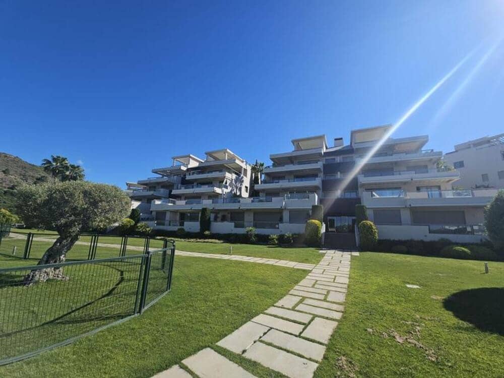 3 makuuhuone Huoneisto vuokrattavana paikassa Benahavis mukana uima-altaan 
autotalli - 4 000 € (Ref: 9895684)
