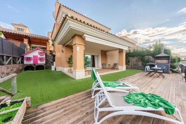 3 Zimmer Doppelhaus zu verkaufen in Santa Clara, Marbella - 849.000 € (Ref: 9895685)