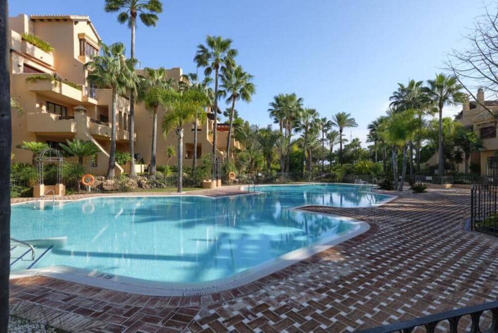 3 camera da letto Appartamento da affittare in San Pedro de Alcantara con piscina garage - 3.300 € (Rif: 9895686)