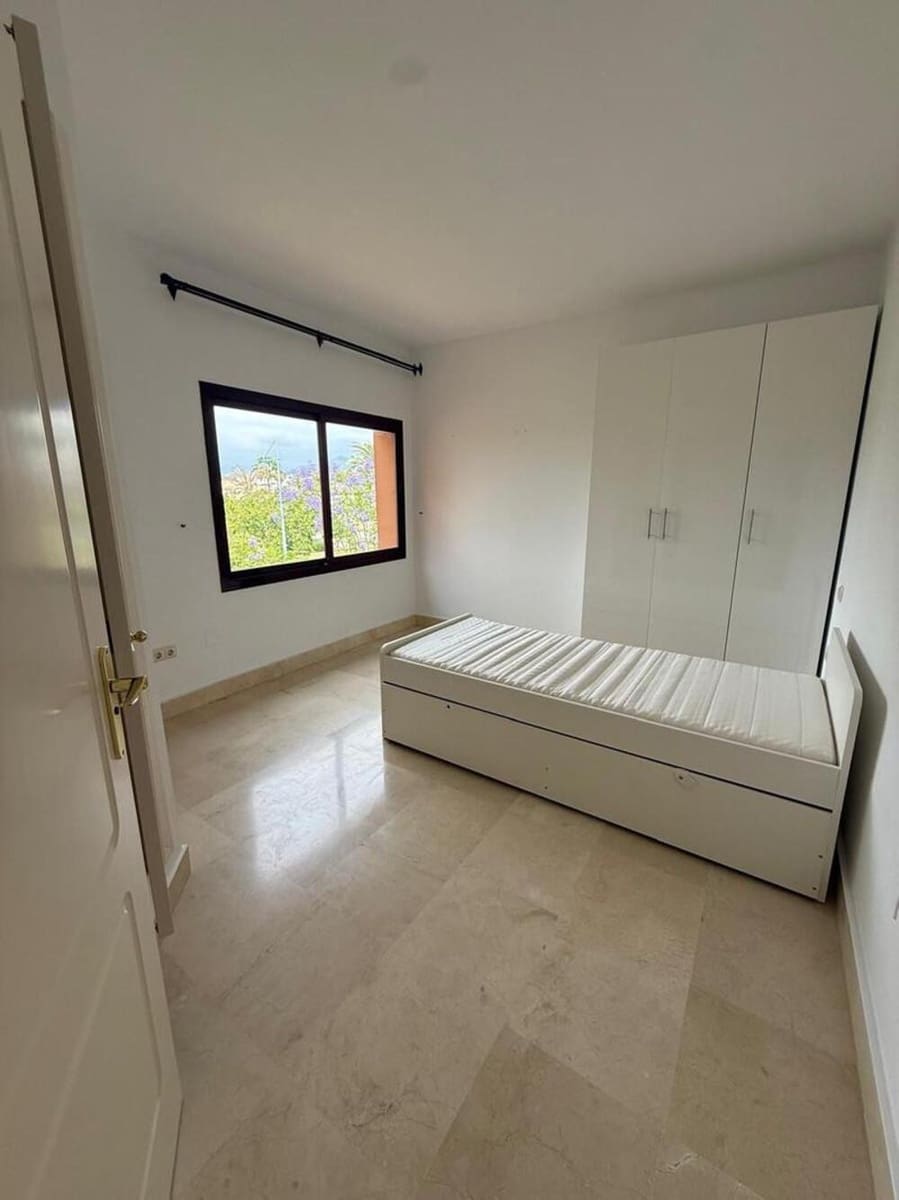 3 camera da letto Appartamento da affittare in San Pedro de Alcantara con piscina garage - 3.300 € (Rif: 9895686)