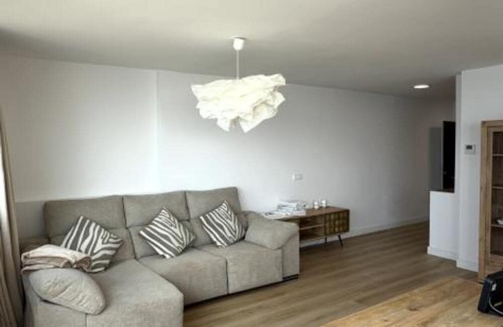 2 sovrum Lägenhet att hyra i Marbella - 3 000 € (Ref: 9895687)