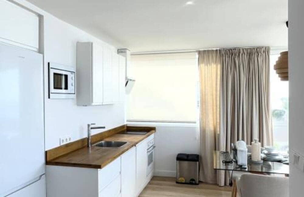 2 sovrum Lägenhet att hyra i Marbella - 3 000 € (Ref: 9895687)